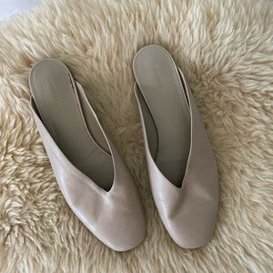 Vince Ballet Slides (genuine leather made in Italy) size 10 US or EUR 40